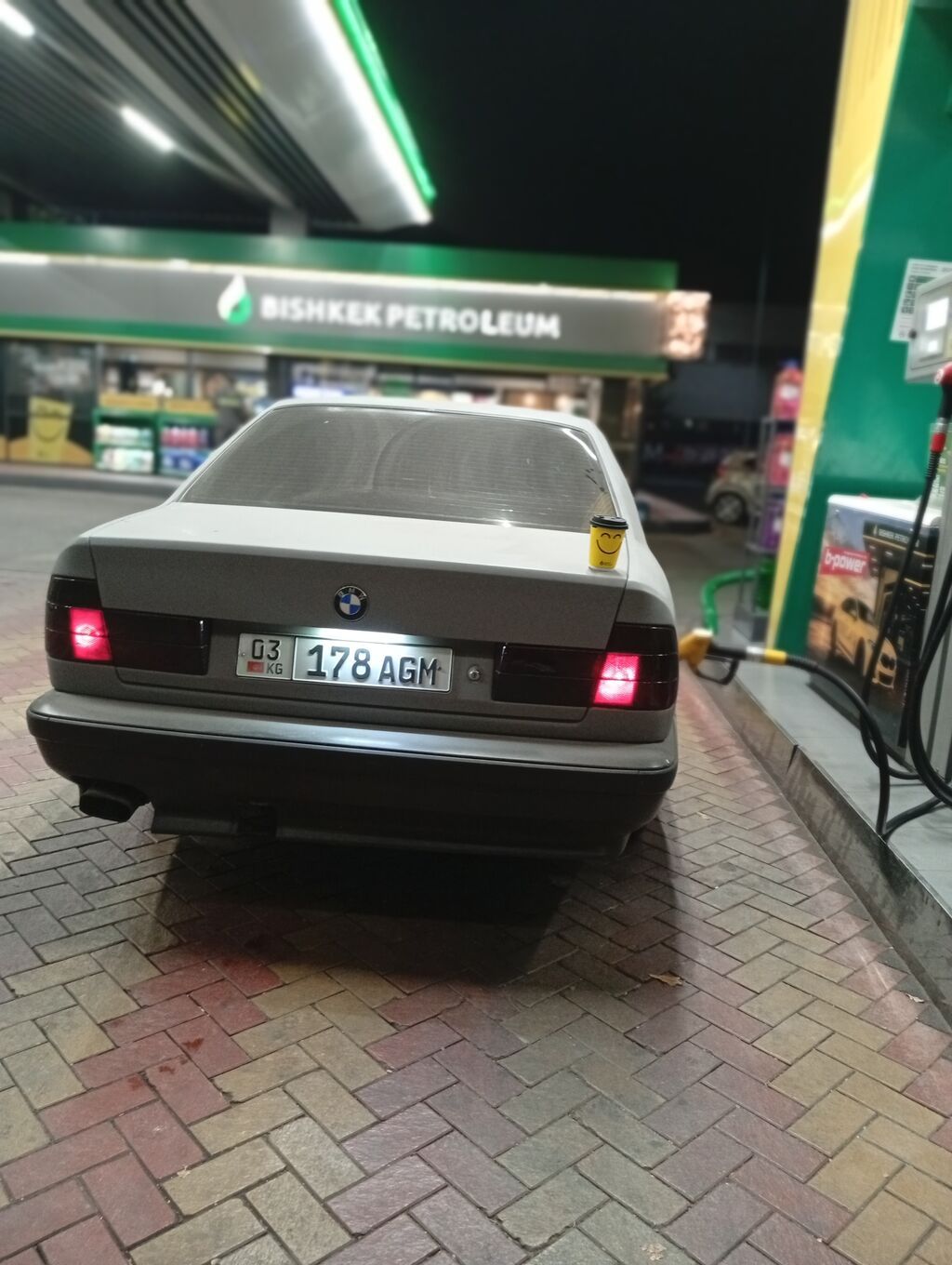 BMW 5 series: 1991 г., 2 л, Механика, Седан: фото 1