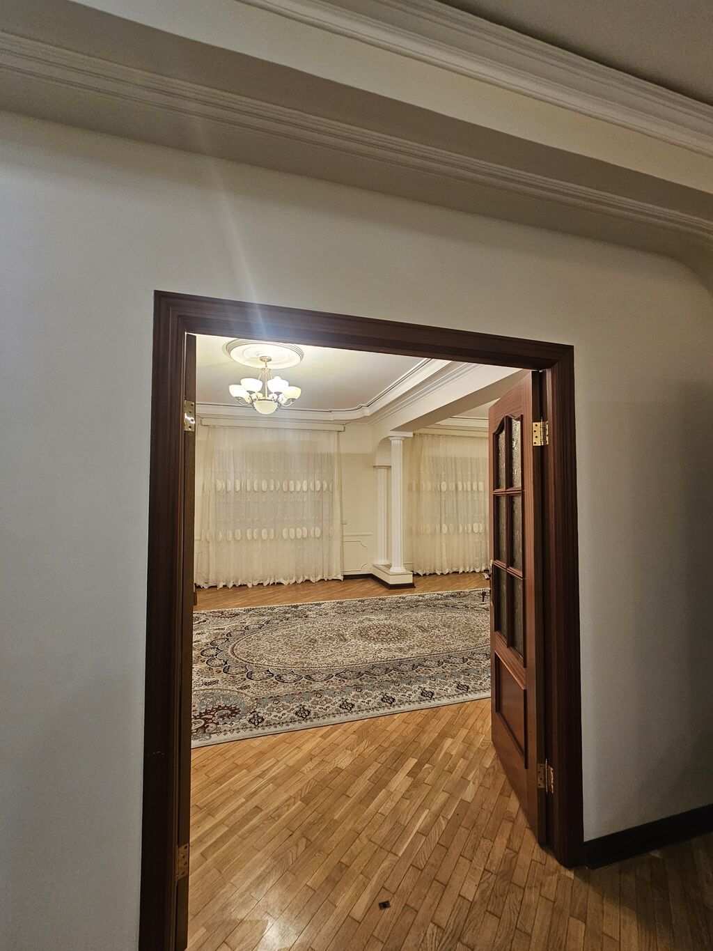 6-cı mikrorayon, 4 otaqlı, Yeni tikili, m. Azadlıq Prospekti, 150 kv. m