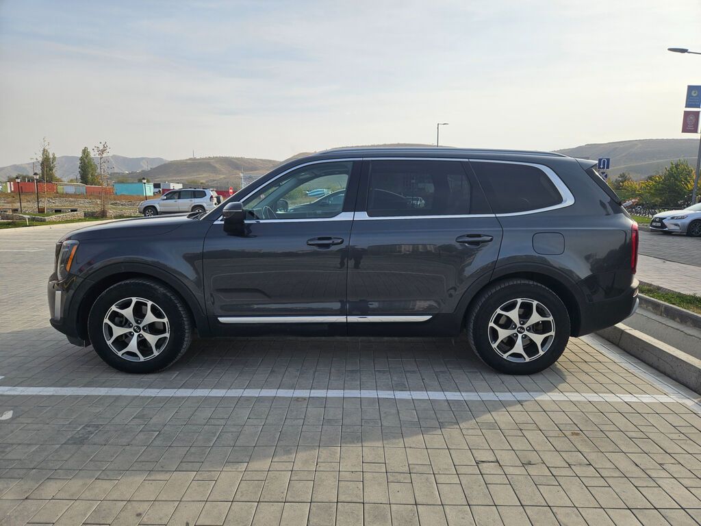 Kia Telluride: 2019 г., 3.8 л, Автомат, Бензин, Кроссовер — фото 3