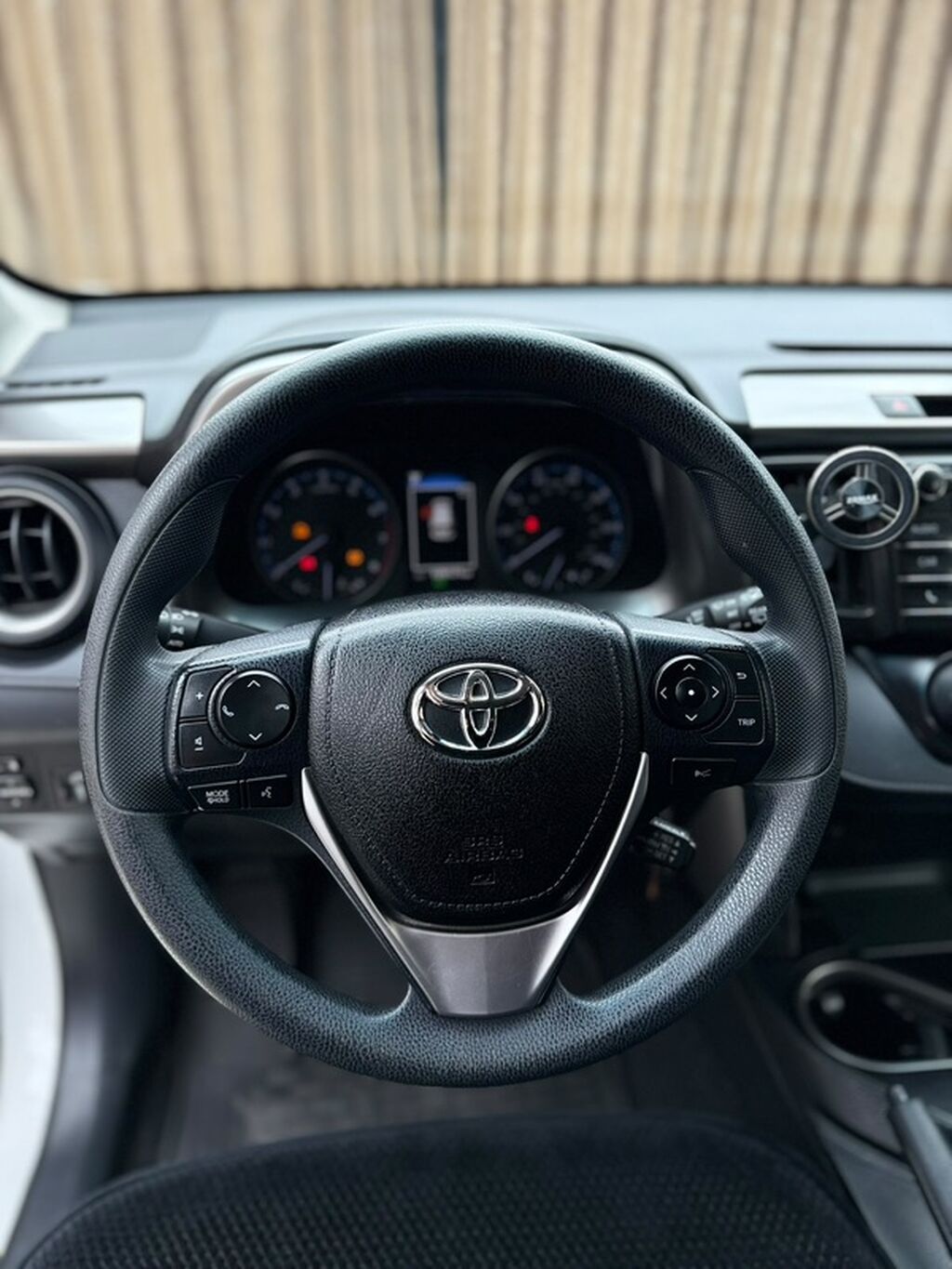 Toyota RAV4: 2018 г., 2.5 л, Автомат, Бензин, Кроссовер: фото 6