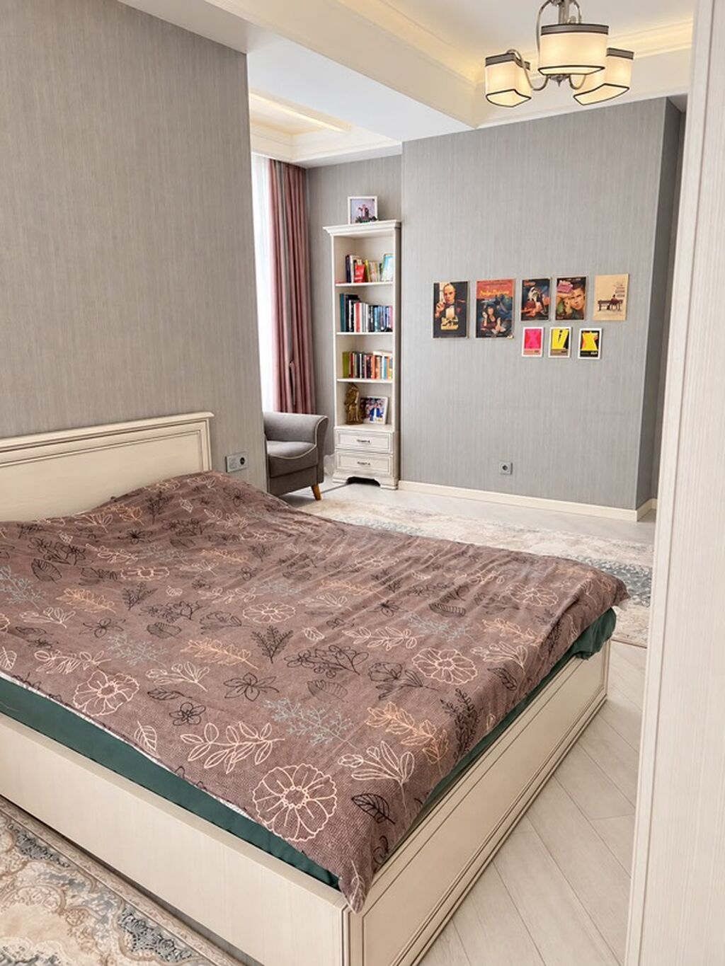 3 комнаты, 137 м², Золотой квадрат Индивидуалка, 9 этаж, Дизайнерский ремонт