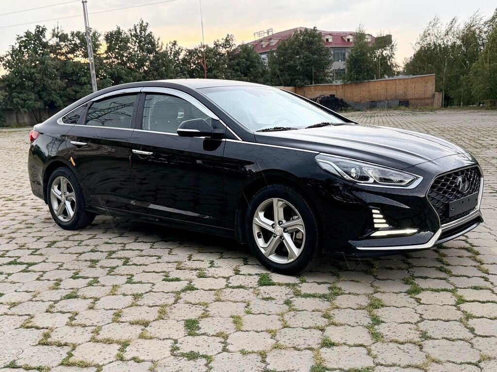 Hyundai Sonata: 2021 г., 2 л, Автомат, Газ, Седан: фото 2