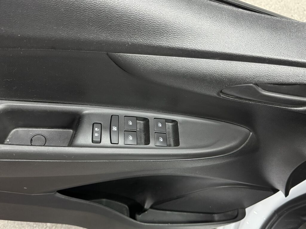 Chevrolet Spark: 2020 г., 1 л, Автомат, Бензин, Хэтчбэк: фото 7