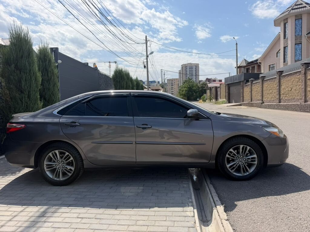 Toyota Camry: 2017 г., 2.5 л, Автомат, Бензин, Седан: фото 8