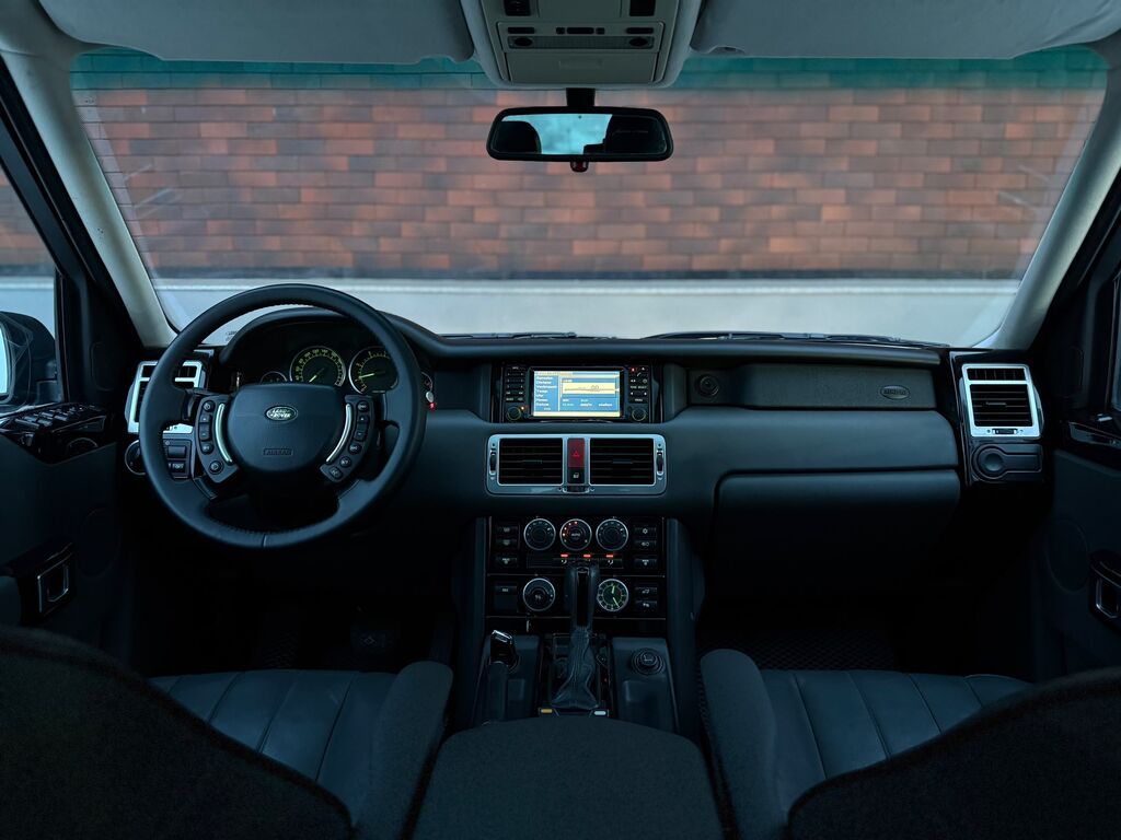 Land Rover Range Rover: 2004 г., 4.4 л, Автомат, Бензин, Внедорожник: фото 8