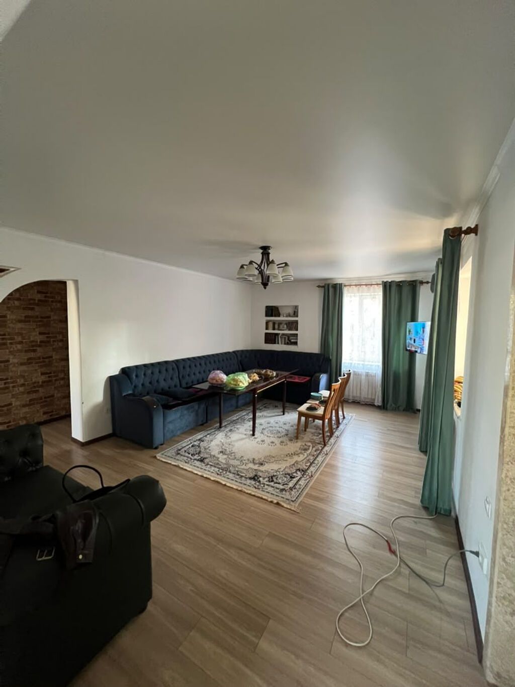 4 комнаты, 165 м², 5 соток, Бишкек, Кок-Жар ж/м Агентство недвижимости: фото 1