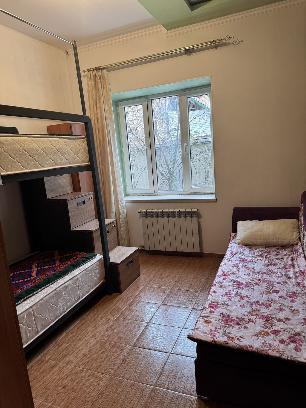 Сдам 3-местную комнату в центре, с мебелью: фото 3