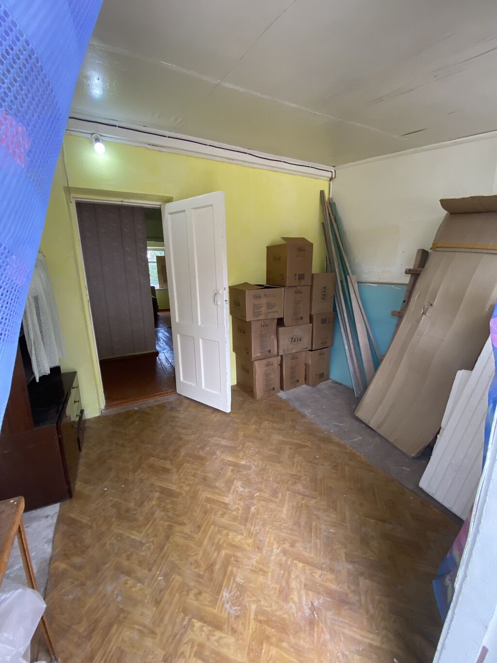 2 комнаты, 26 м², Индивидуалка, 1 этаж, Старый ремонт: фото 2