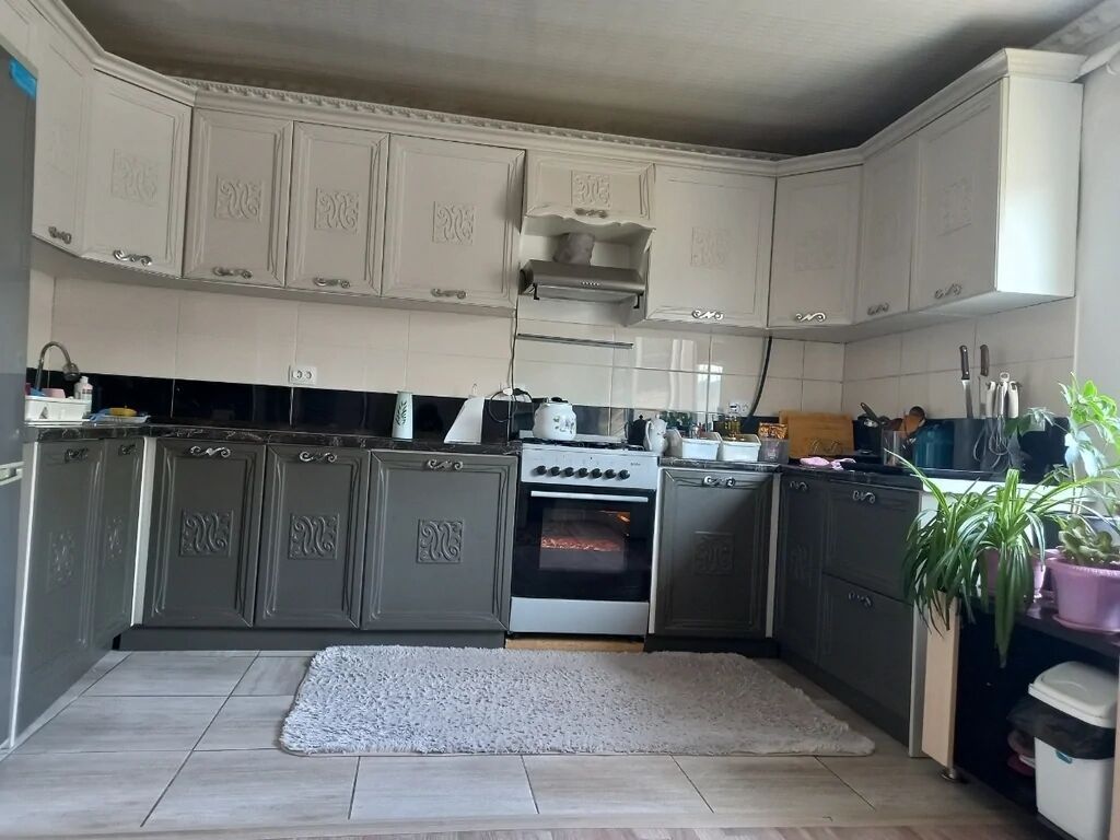 Продам дом с магазином в районе Кызыл-Аскер: фото 6
