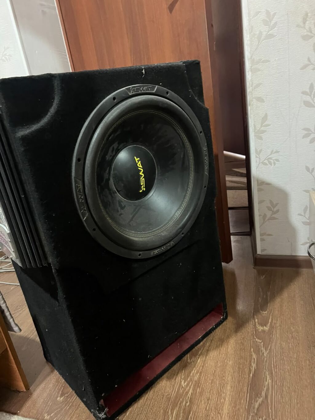 Сабвуфер в коробе с усилителем для автоаудио. Комплектация: -: фото 2