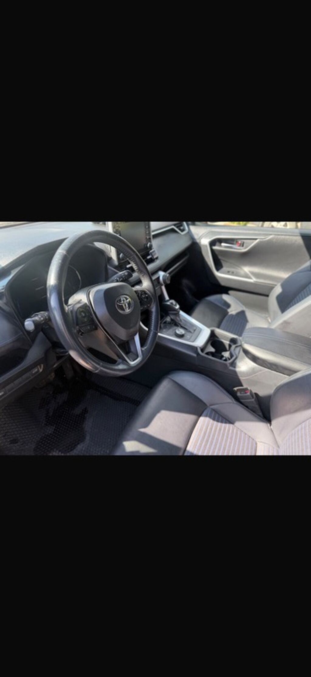 Toyota RAV4: 2022 г., Гибрид, Кроссовер: фото 7