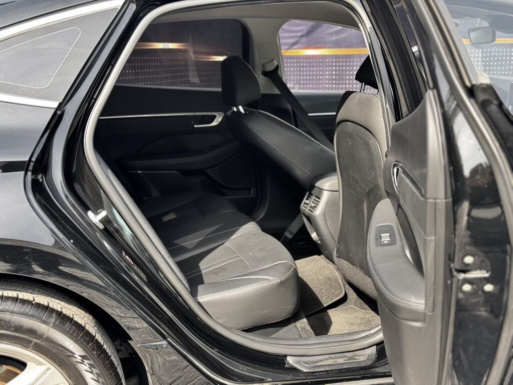 Hyundai Sonata: 2022 г., 2 л, Автомат, Газ, Седан: фото 4