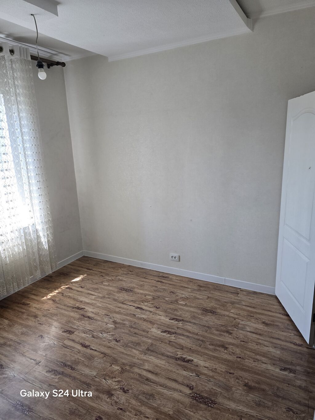3 комнаты, 75 м², Достук мкр Индивидуалка, 2 этаж, Косметический ремонт: фото 4