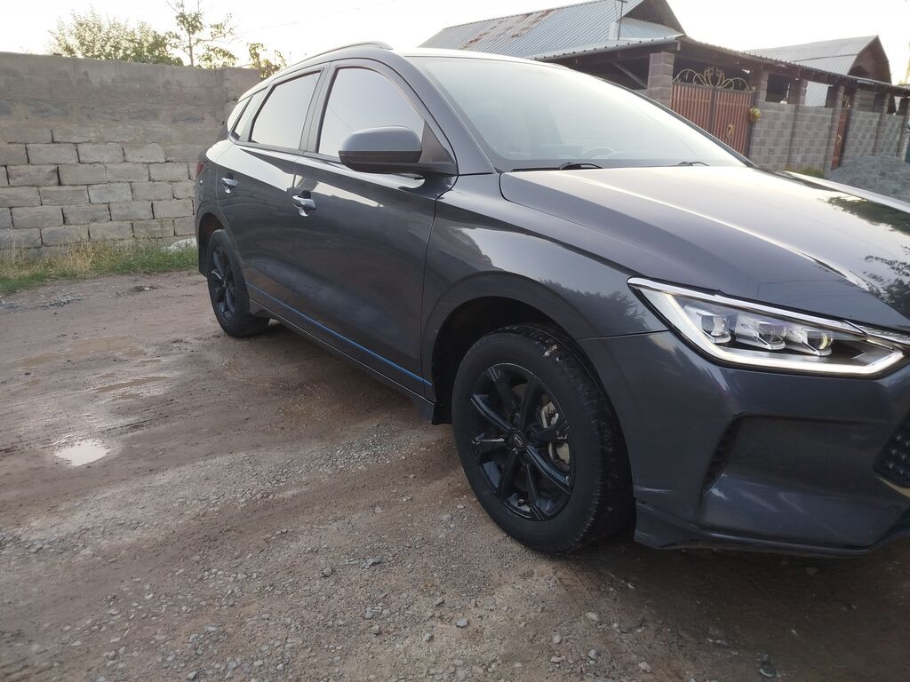 BYD E2: 2022 г., 0.1 л, Автомат, Электромобиль, Хэтчбэк: фото 2