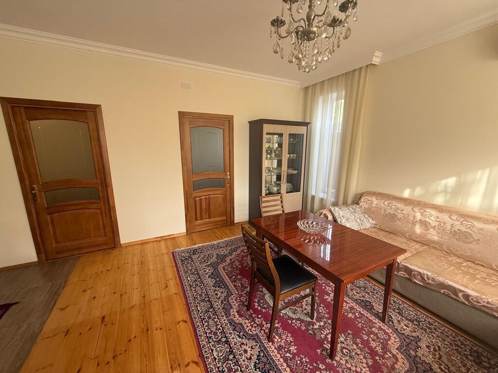 75 kv. m, 3 otaqlı, İnternet, Telefon, Qaz