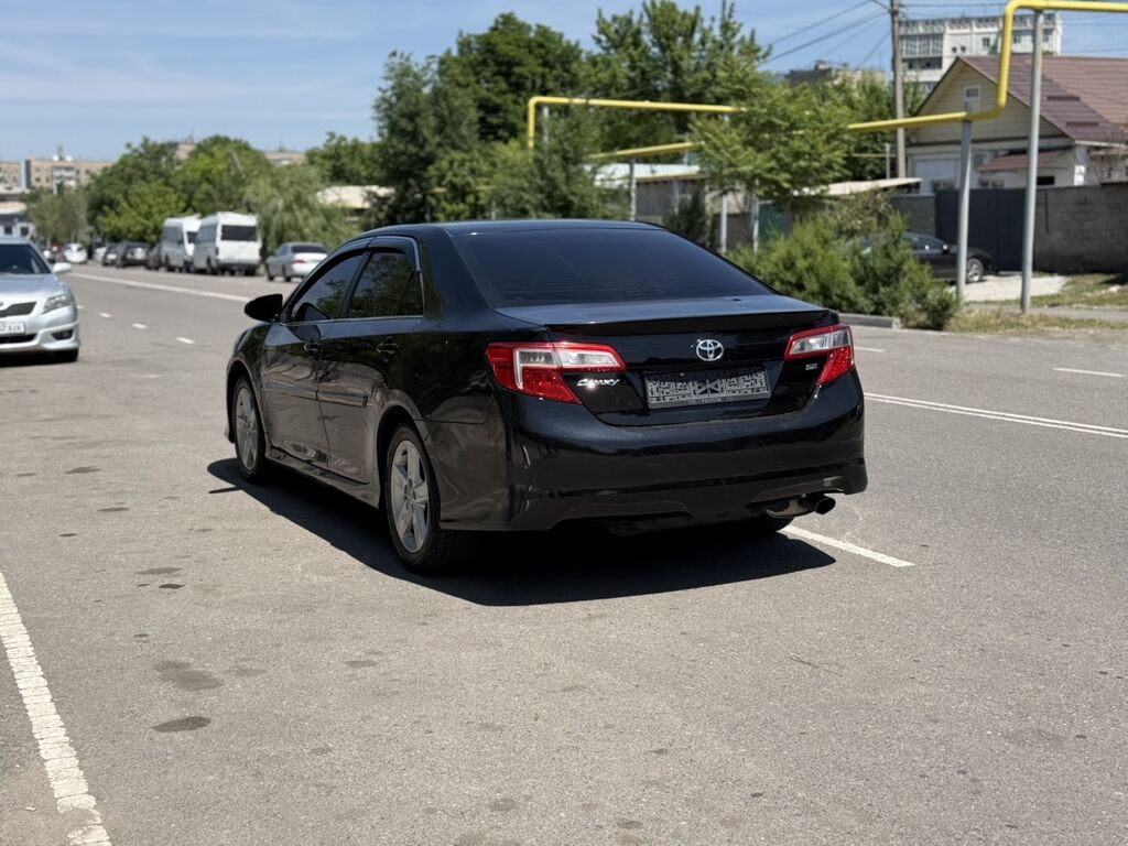 Toyota Camry: 2013 г., 2.5 л, Автомат, Бензин, Седан: фото 2