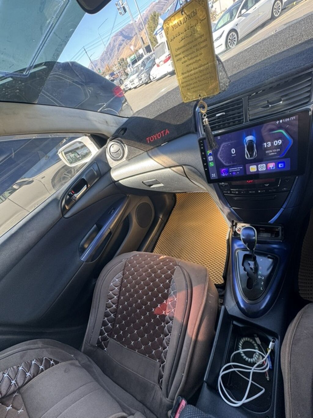 Toyota Caldina: 2003 г., 2 л, Автомат, Бензин, Универсал: фото 7