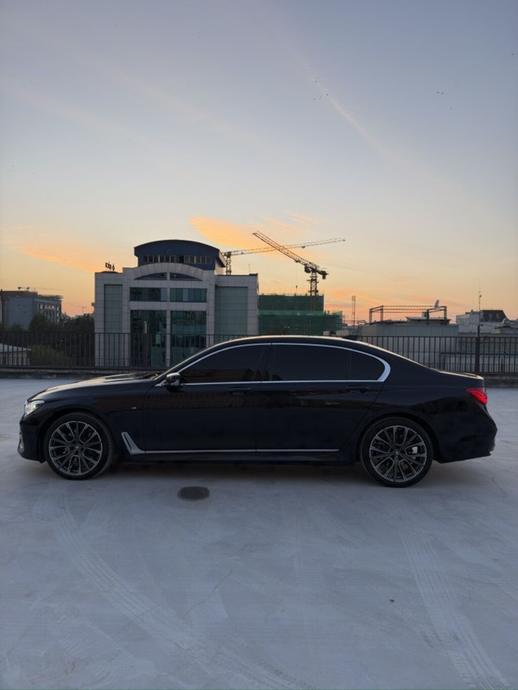 BMW 7 series: 2017 г., 3 л, Автомат, Бензин, Седан: фото 4