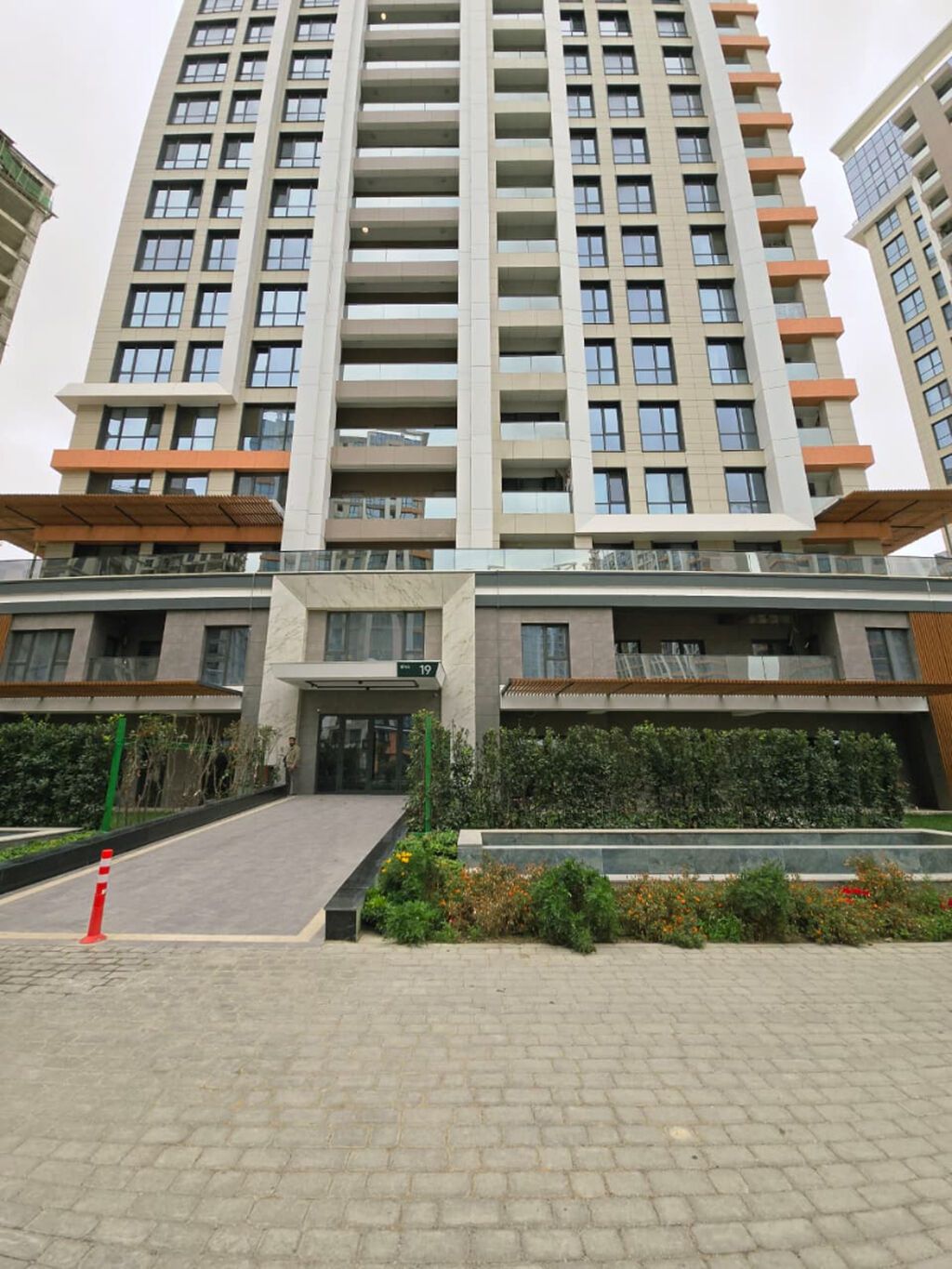 3 otaqlı, Yeni tikili, m. Nəriman Nərimanov, 76 kv. m