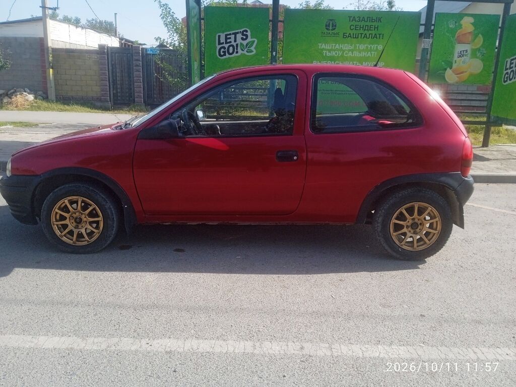 Opel Corsa: 1994 г., 1.2 л, Механика, Бензин, Купе: фото 4