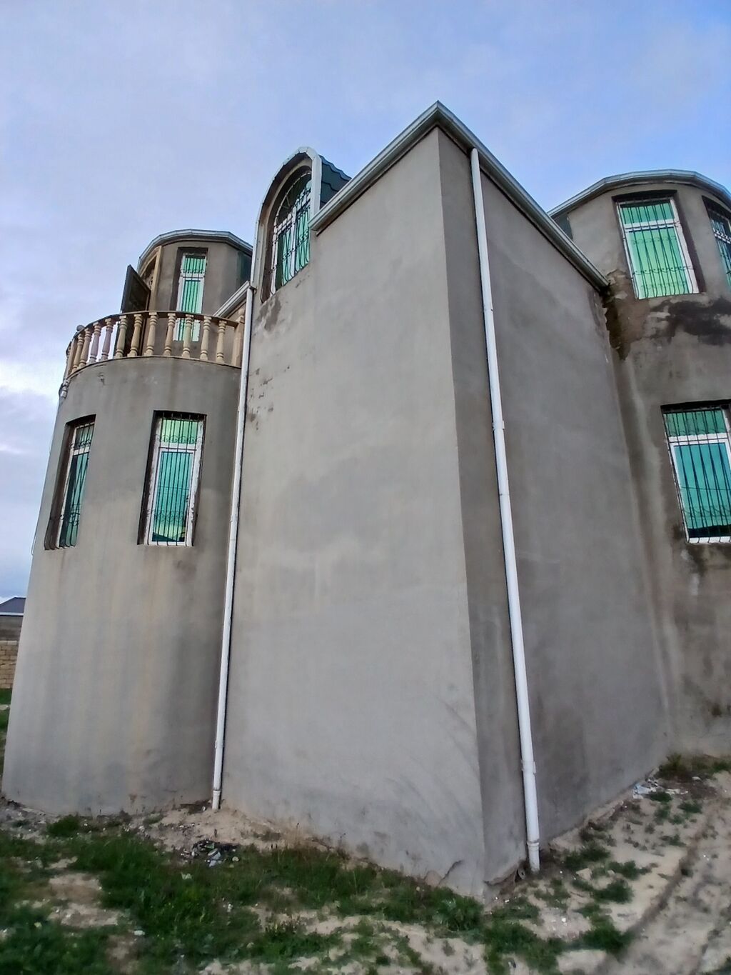 7 otaqlı, 450 kv. m, Kredit var, Yeni təmirli