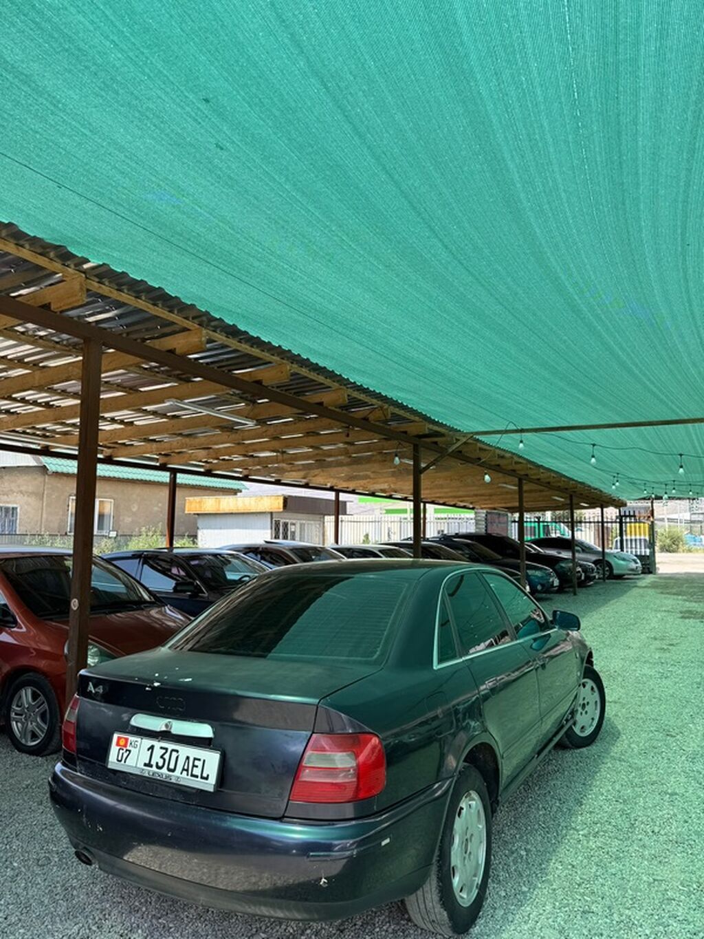 Audi A4: 1997 г., 1.8 л, Автомат, Бензин, Седан: фото 4