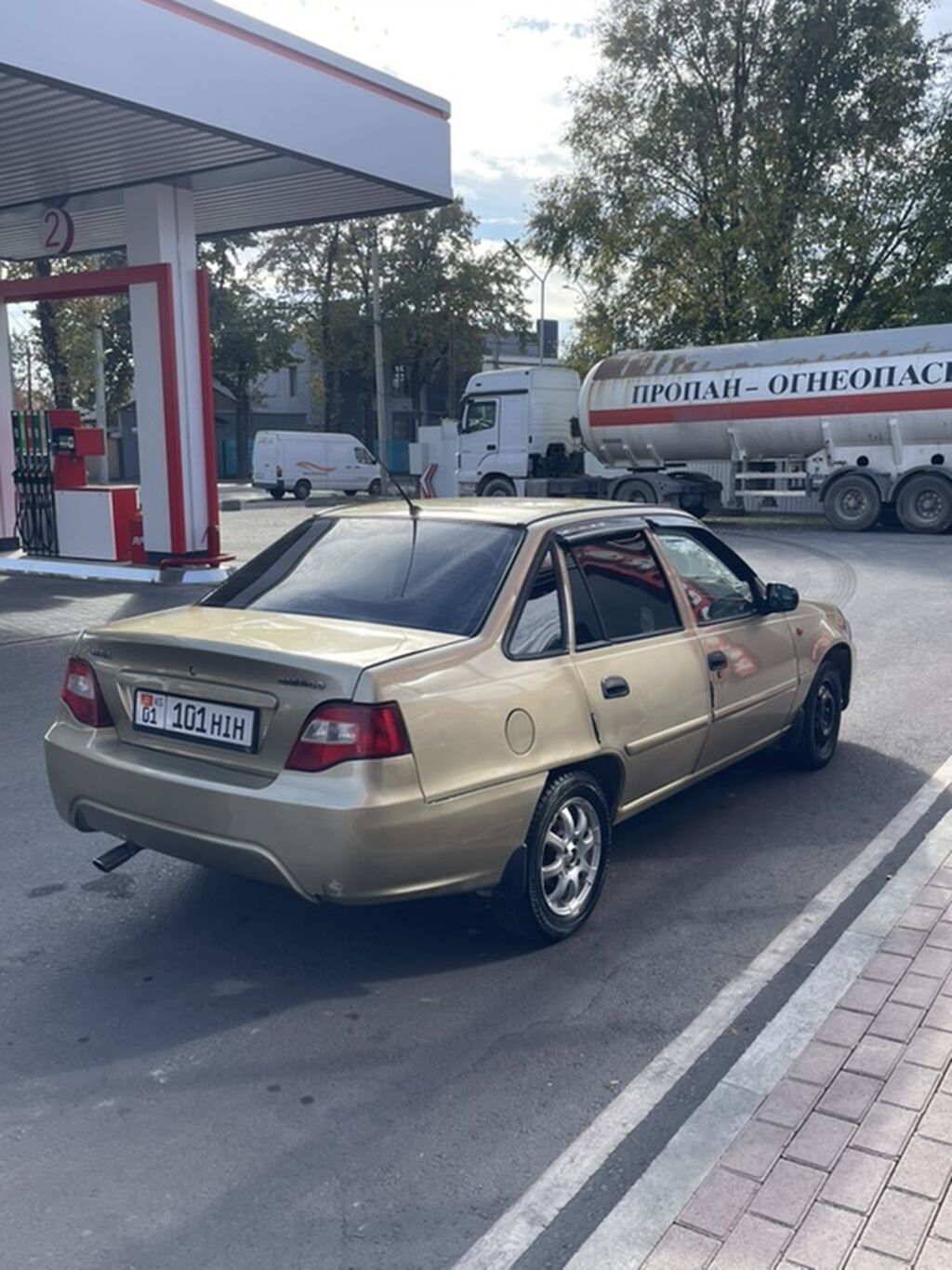 Daewoo Nexia: 2008 г., 1.5 л, Механика, Бензин, Седан: фото 7