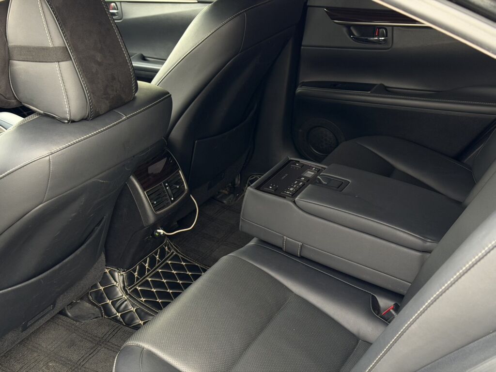 Lexus ES: 2017 г., 2.5 л, Гибрид, Седан: фото 6