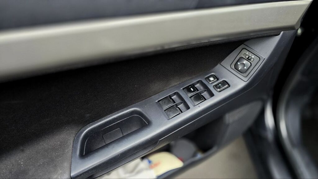 Mitsubishi Lancer: 2007 г., 1.5 л, Автомат, Бензин, Седан: фото 6