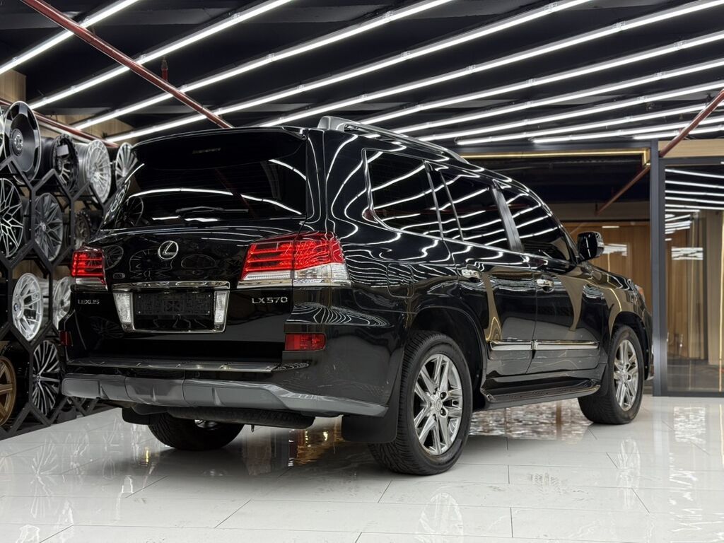 Lexus LX: 2012 г., 5.7 л, Автомат, Бензин, Внедорожник: фото 5