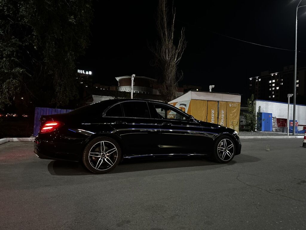 Mercedes-Benz E-Class: 2018 г., 3.5 л, Автомат, Бензин, Седан: фото 5