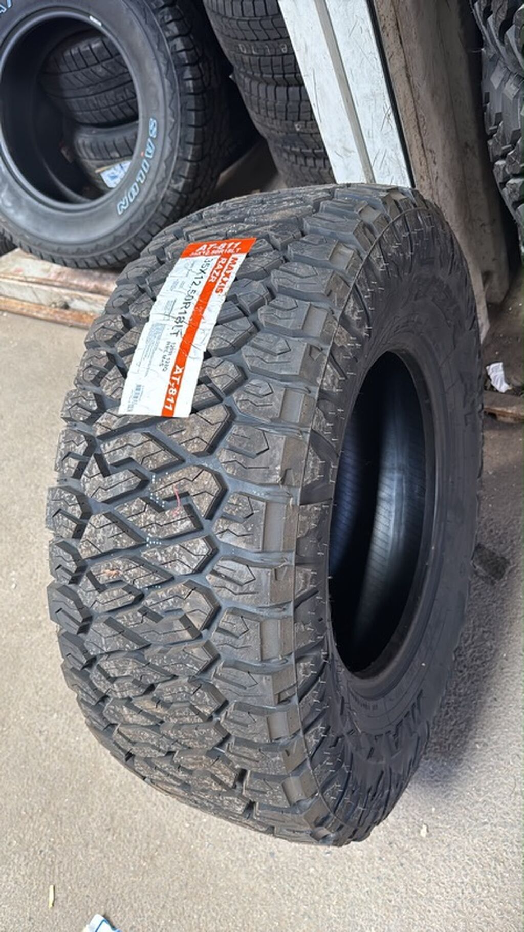 Новые Шины Maxxis RAZR AT-811, размер 35x12.50R18 LT - Тип: фото 2