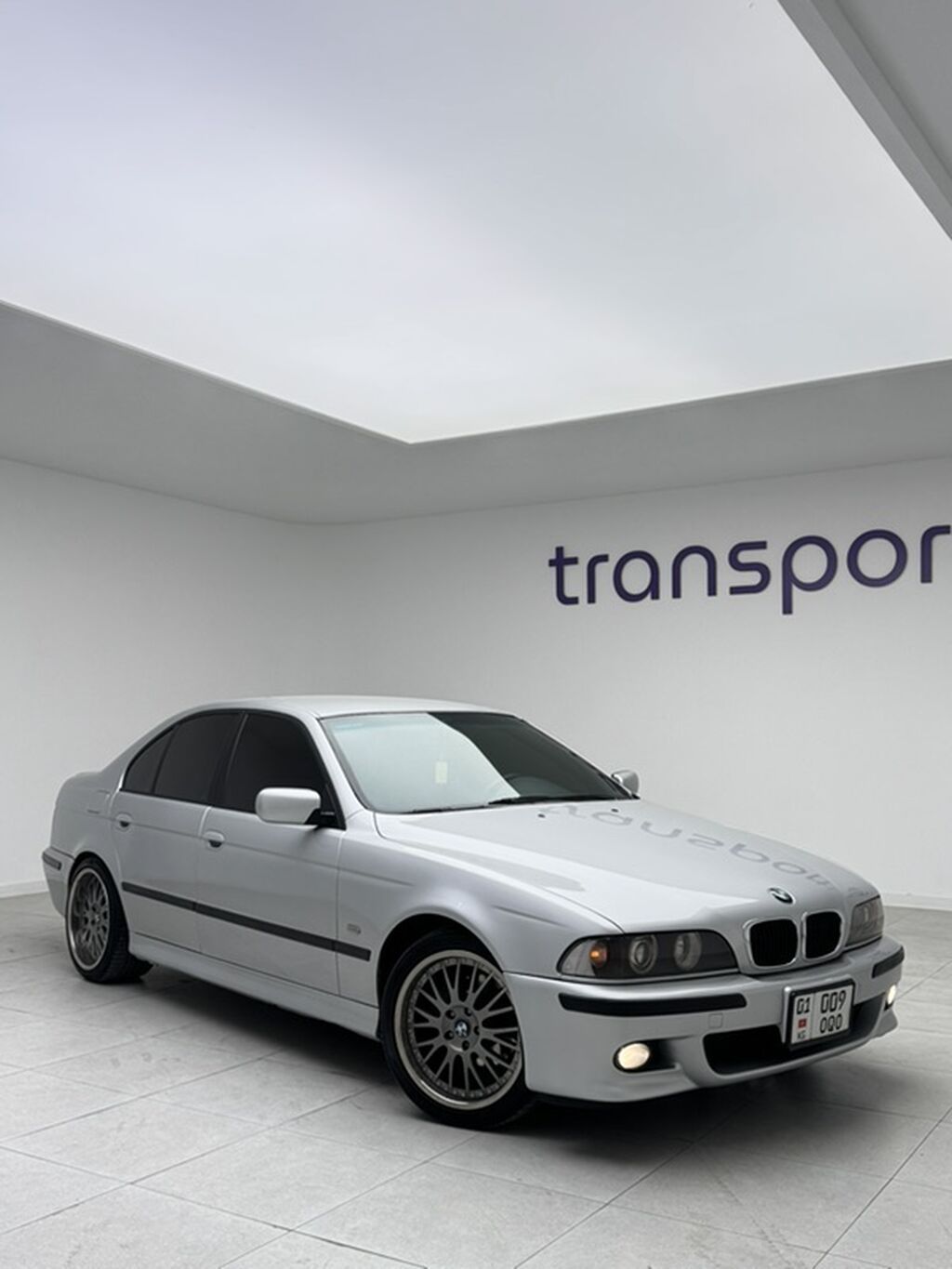 BMW 5 series: 2002 г., 3 л, Автомат, Бензин, Седан: фото 1