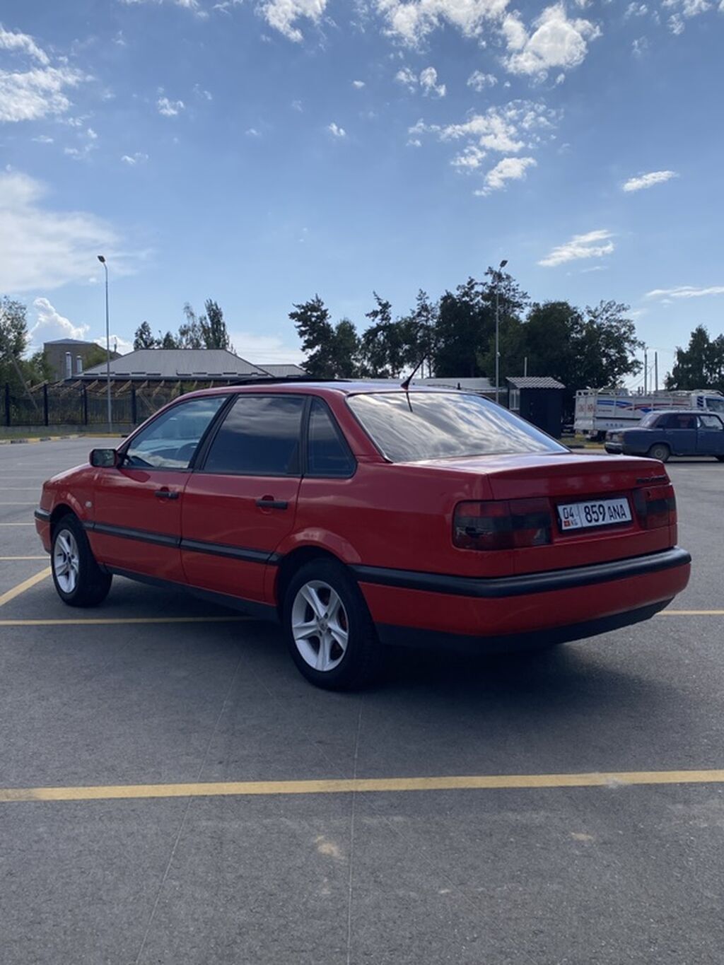 Volkswagen Passat: 1996 г., 1.8 л, Механика, Бензин, Седан: фото 4