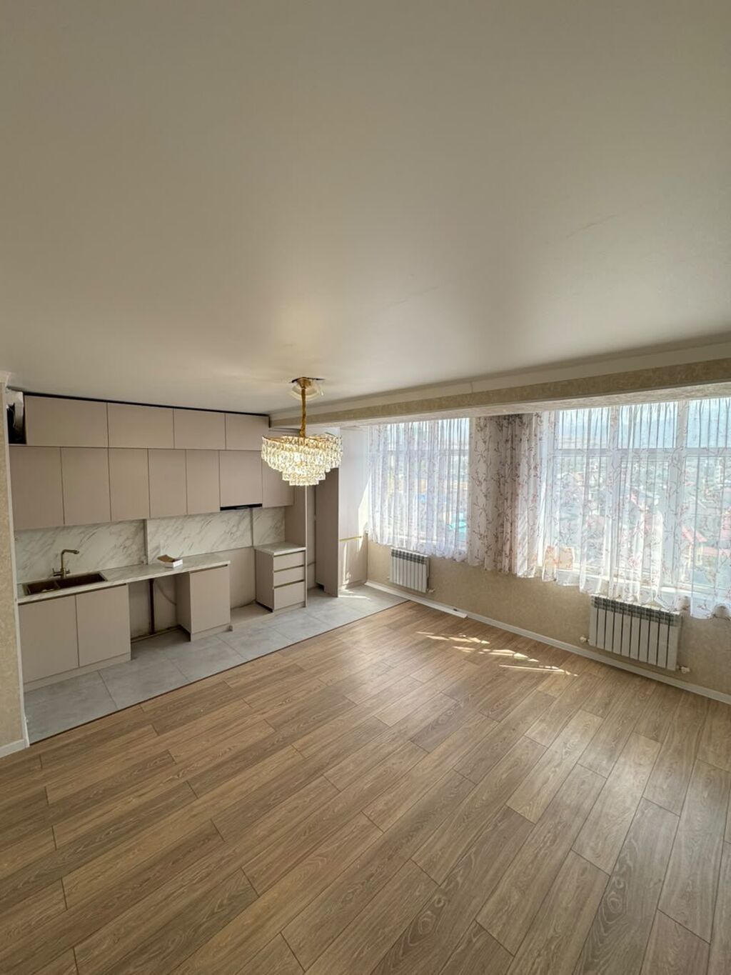 3 комнаты, 158 м², Ала-Арча ТРЦ 10 этаж, Евроремонт: фото 2