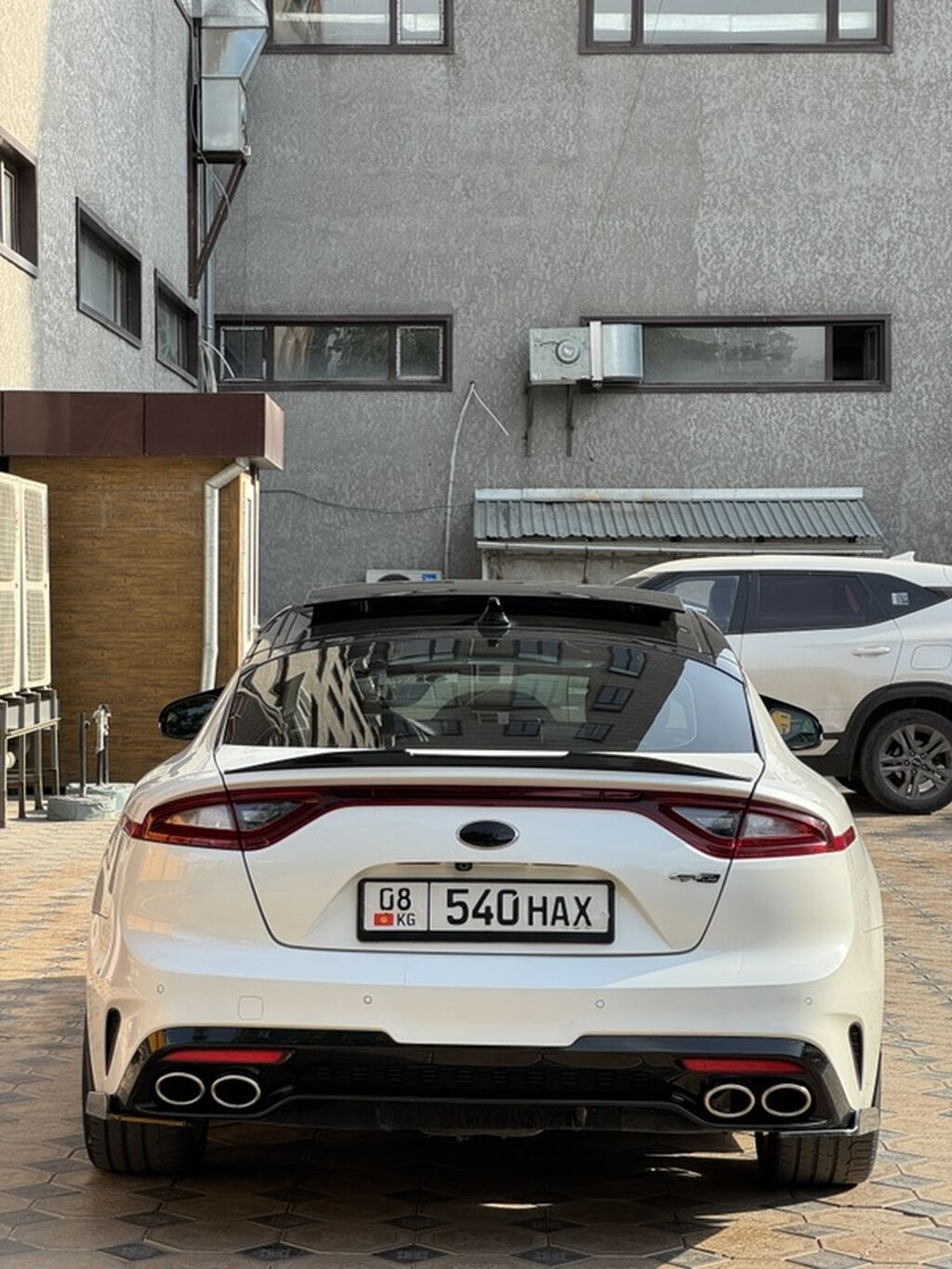 Kia Stinger: 2018 г., 3.3 л, Автомат, Бензин, Лифтбек: фото 3