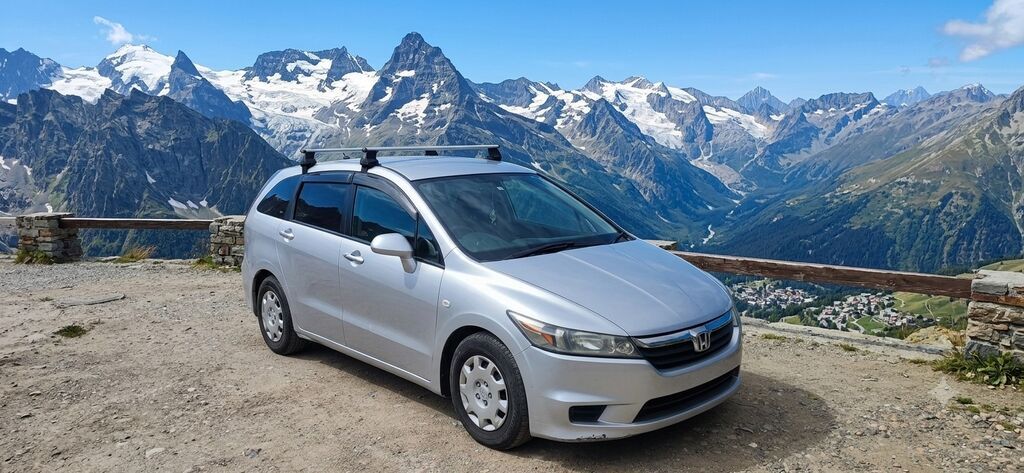 Honda Stream: 2006 г., 2 л, Автомат, Бензин, Минивэн: фото 1