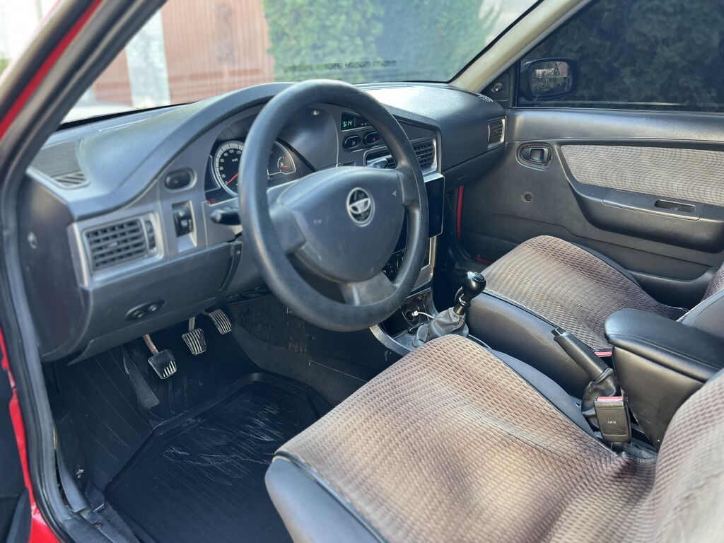 Daewoo Nexia: 2011 г., 1.6 л, Механика, Бензин, Седан: фото 6