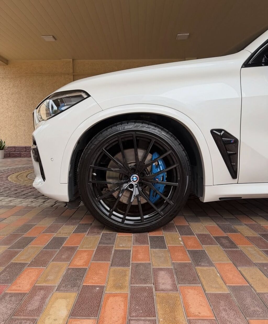 Литые Диски R 22 BMW, Комплект, отверстий - 5, Новый: фото 2