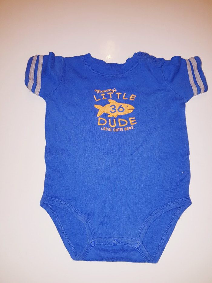 Dečiji Topići I Majice: Carters bodi vel 24 meseca na lalafo.rs Carters bodi vel 24 meseca - Beograd