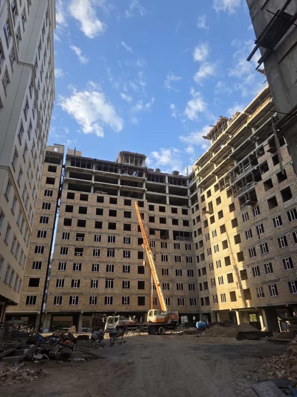 1 комната, 46 м², Ошский мкр., Элитка, 11 этаж, ПСО (под самоотделку): фото 2