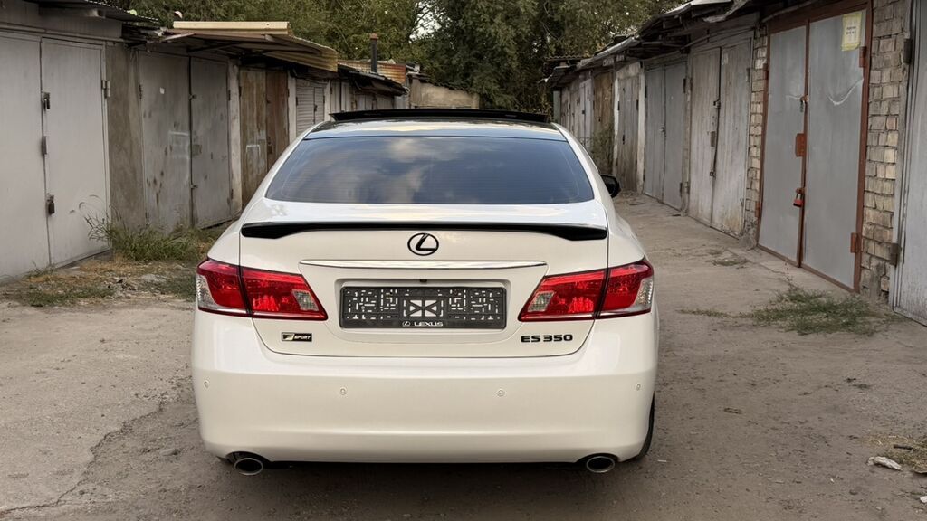 Lexus ES: 2010 г., 3.5 л, Седан: фото 6