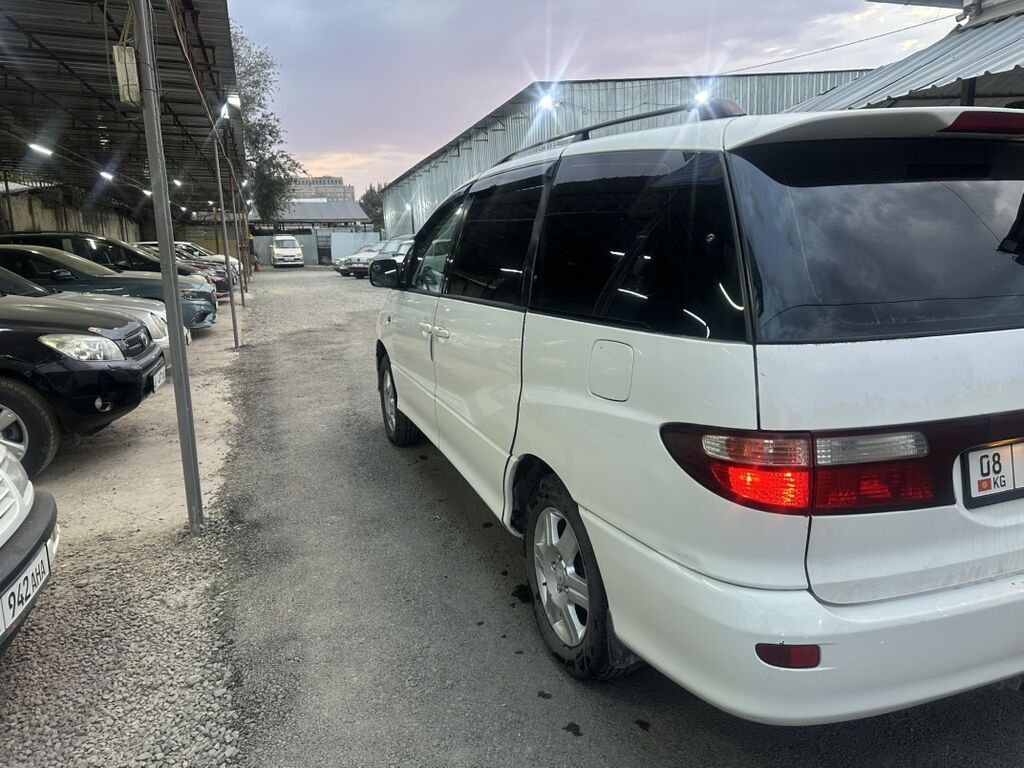 Toyota Estima: 2003 г., 2 л, Механика, Дизель, Минивэн: фото 5