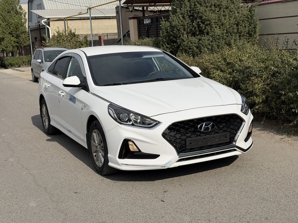 Hyundai Sonata: 2020 г., 2 л, Автомат: фото 3