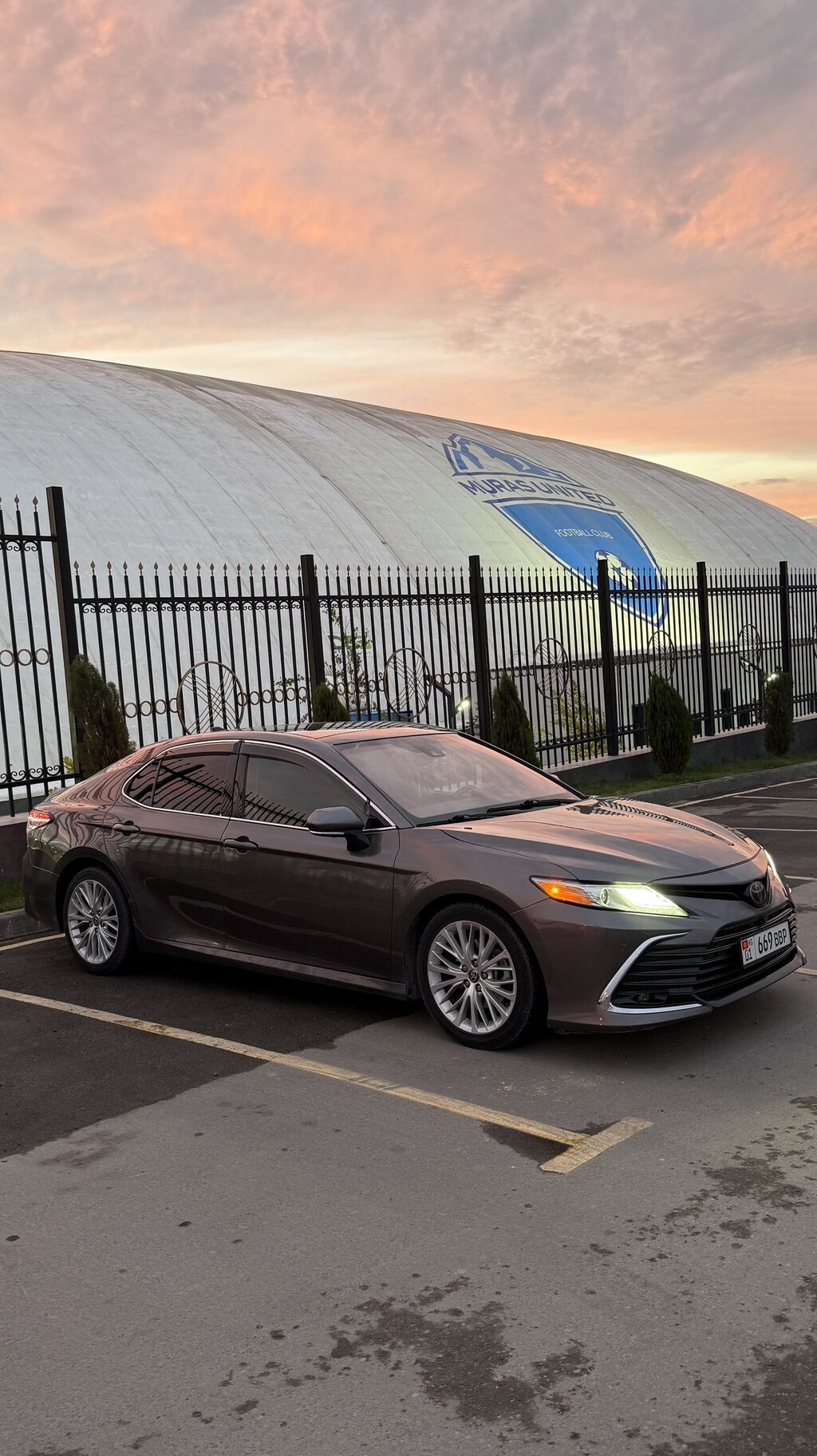 Toyota Camry: 2020 г., 2.5 л, Автомат, Бензин, Седан: фото 2