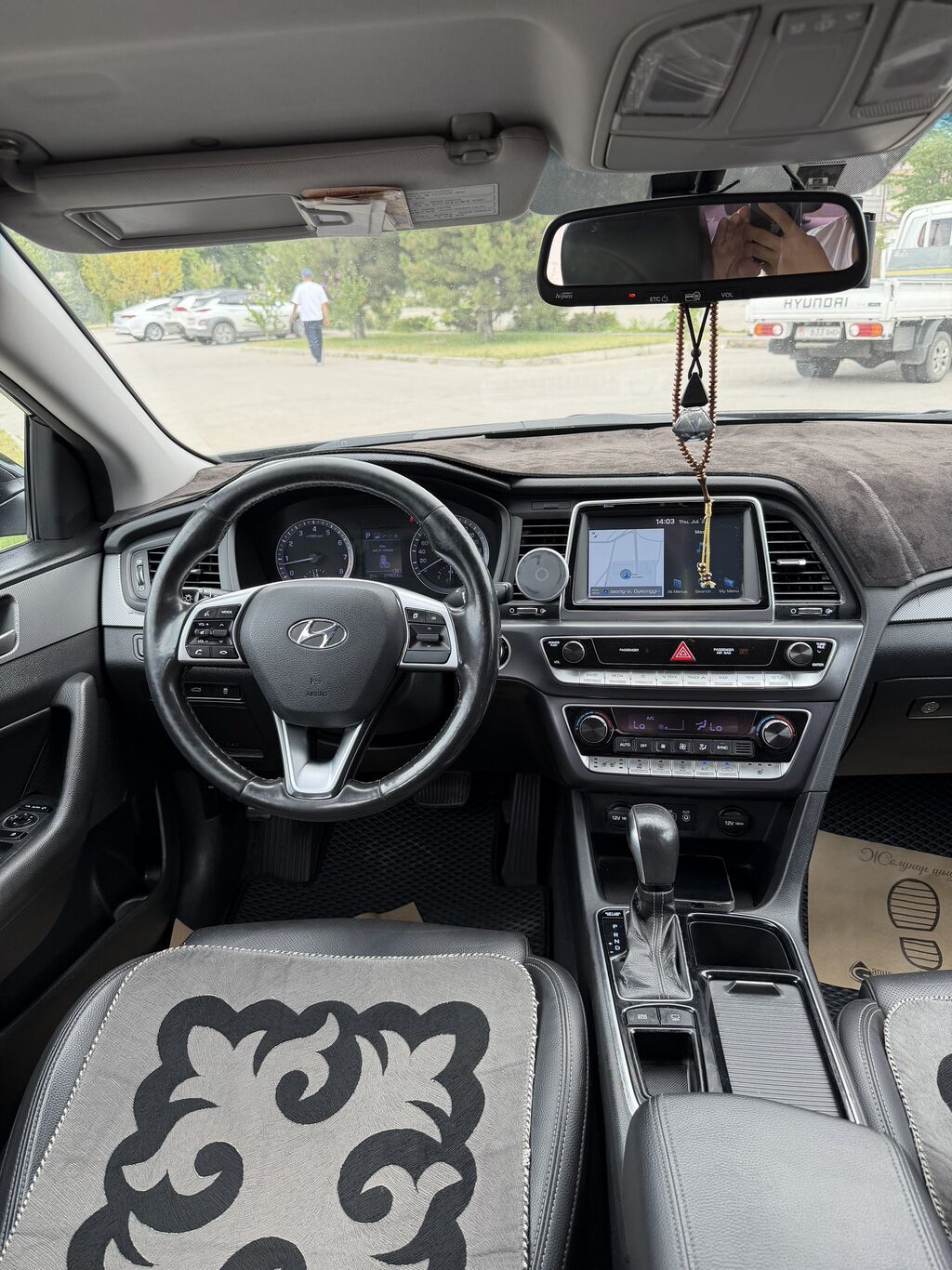 Hyundai Sonata: 2018 г., 2 л, Автомат, Газ, Седан — фото 8