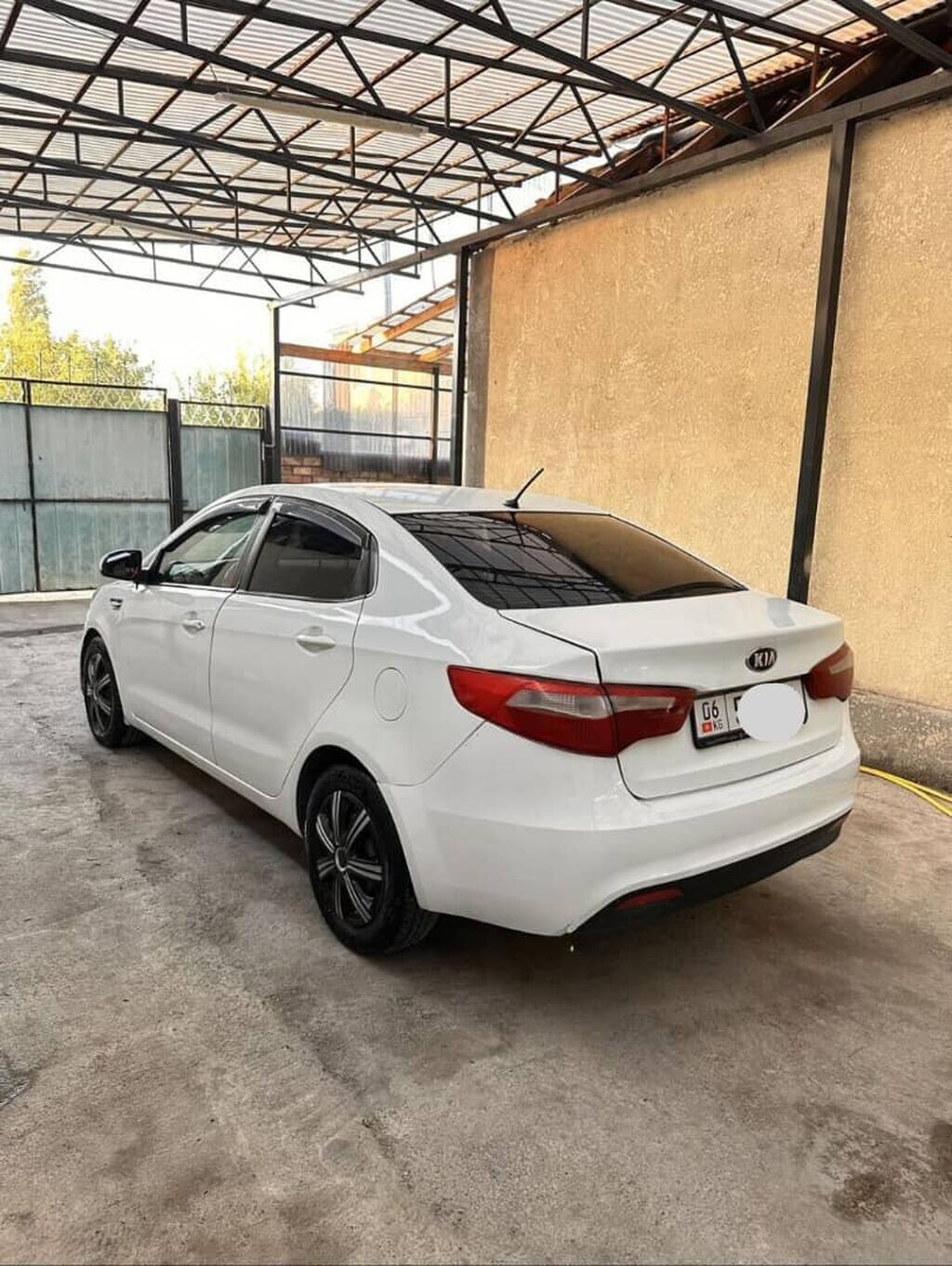 Kia Rio: 2014 г., 1.6 л, Автомат, Бензин, Седан: фото 8