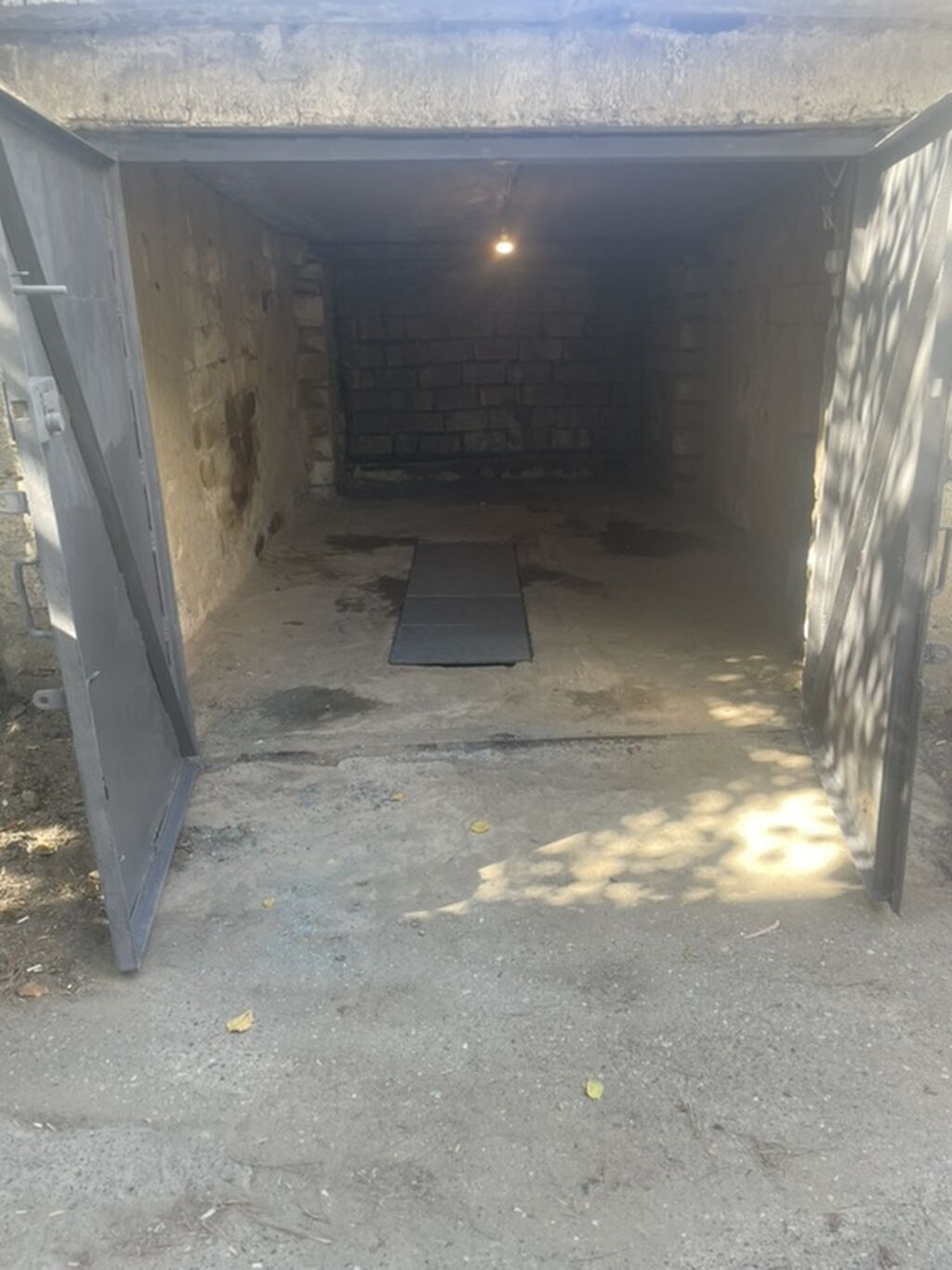 Kirayə/icarə üçün qapalı qaraj - Beton divarlı, möhkəm konstruksiyalı