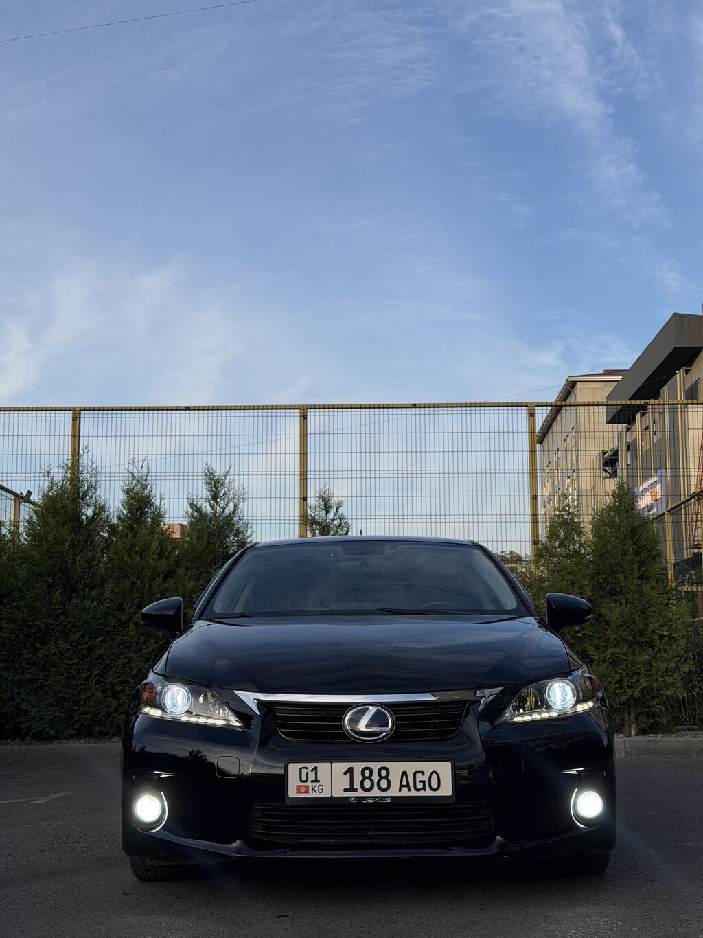 Lexus CT: 2012 г., 1.8 л, Вариатор, Гибрид, Хэтчбэк: фото 2
