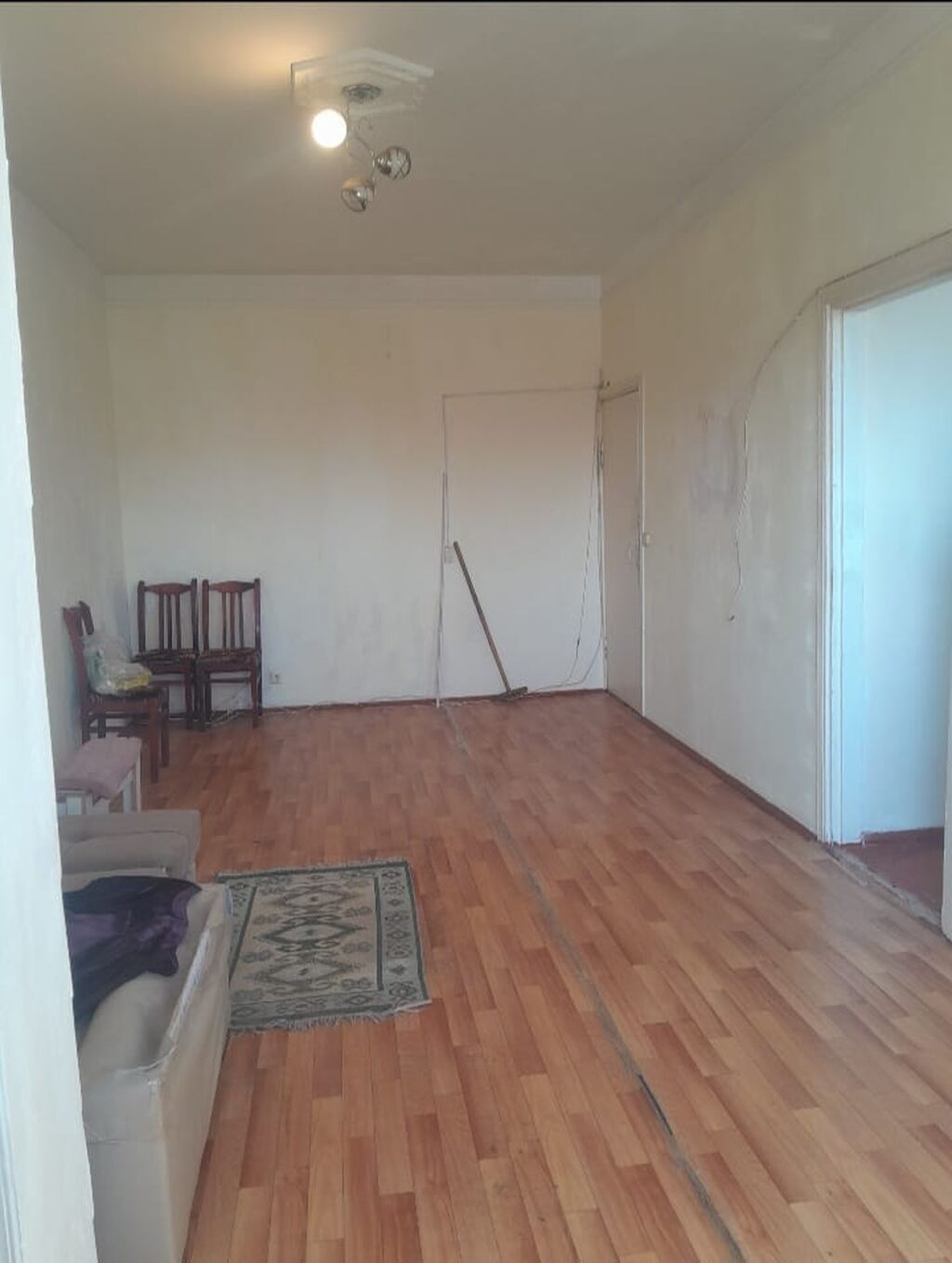 Bakı, 6-cı mikrorayon, 1 otaqlı, Köhnə tikili, m. Nəsimi, 40 kv. m